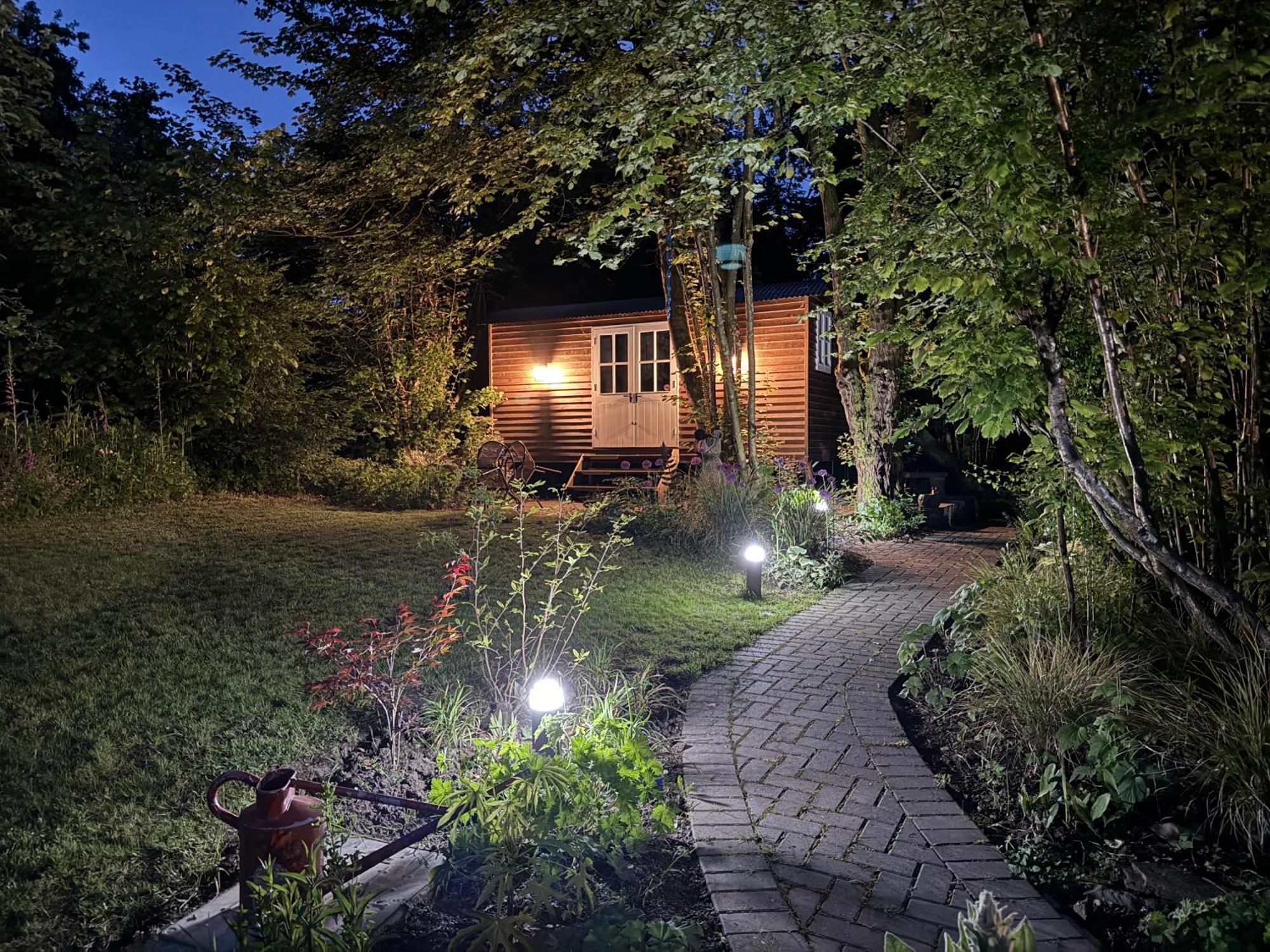 Tranquil Spot Shepherds Hut Cinderford Экстерьер фото